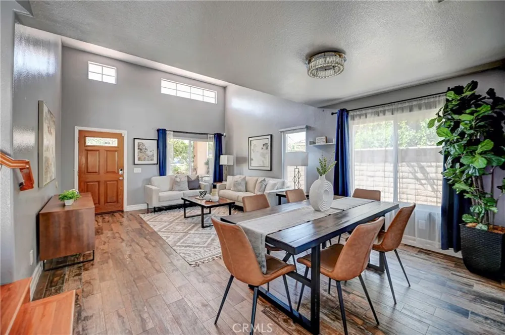 1113 Pampas Circle Corona, CA 92881