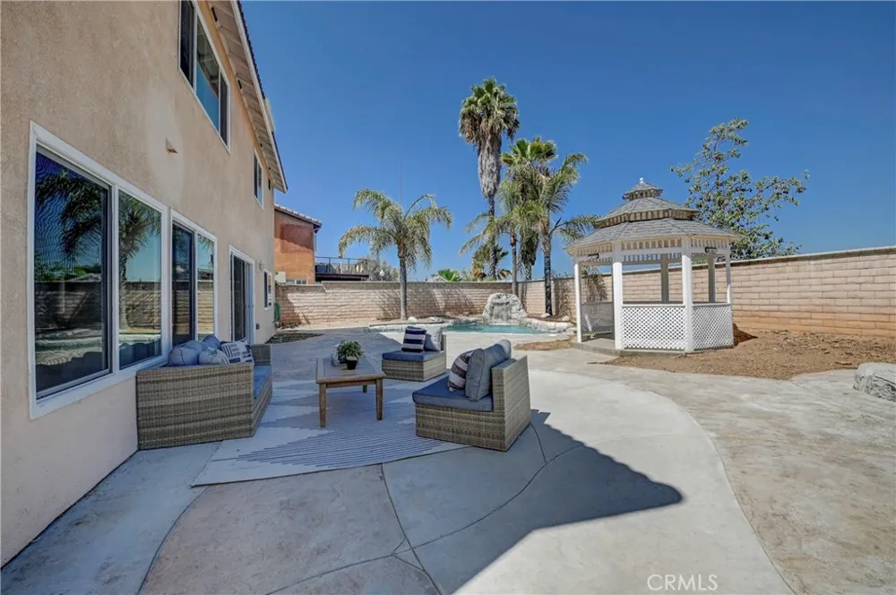 1113 Pampas Circle Corona, CA 92881