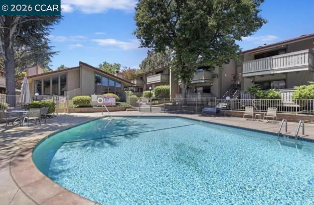 100 Kinross Dr #30 Walnut Creek, CA 94598