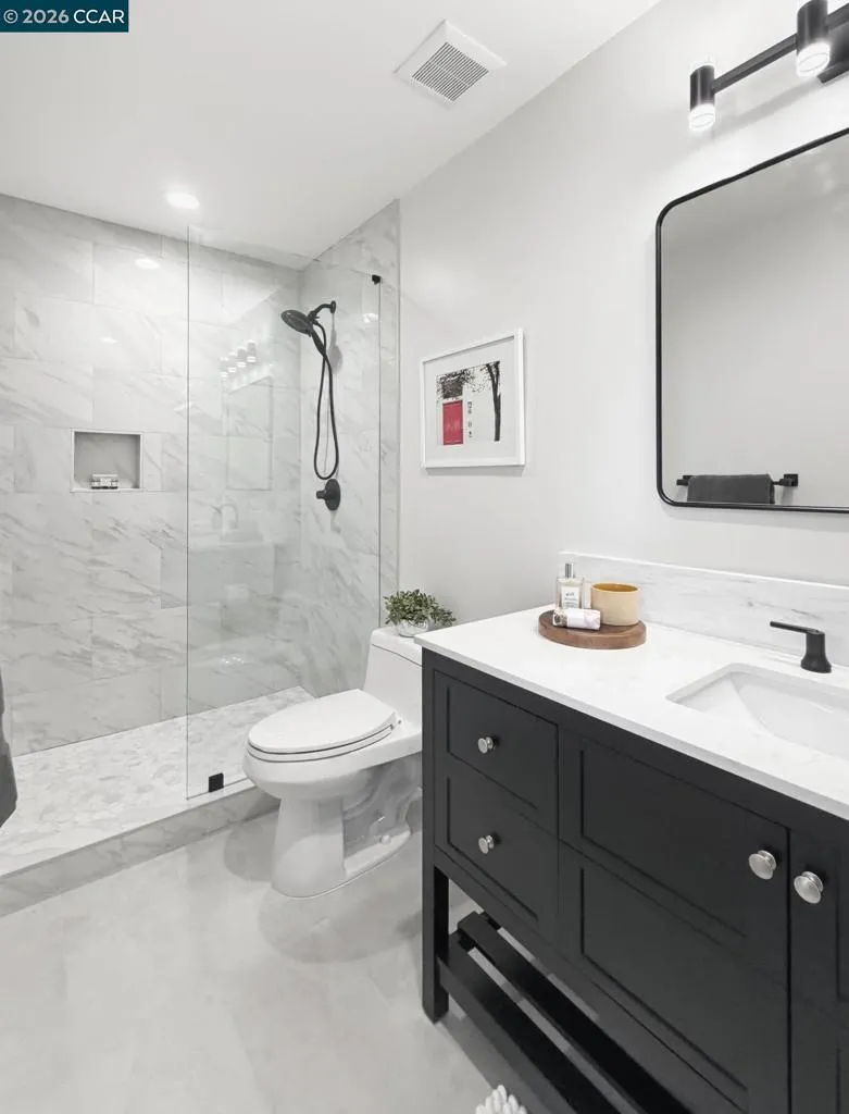 100 Kinross Dr #30 Walnut Creek, CA 94598