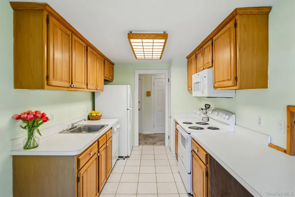 1704 Holly Stream Court Brewster, NY 10509