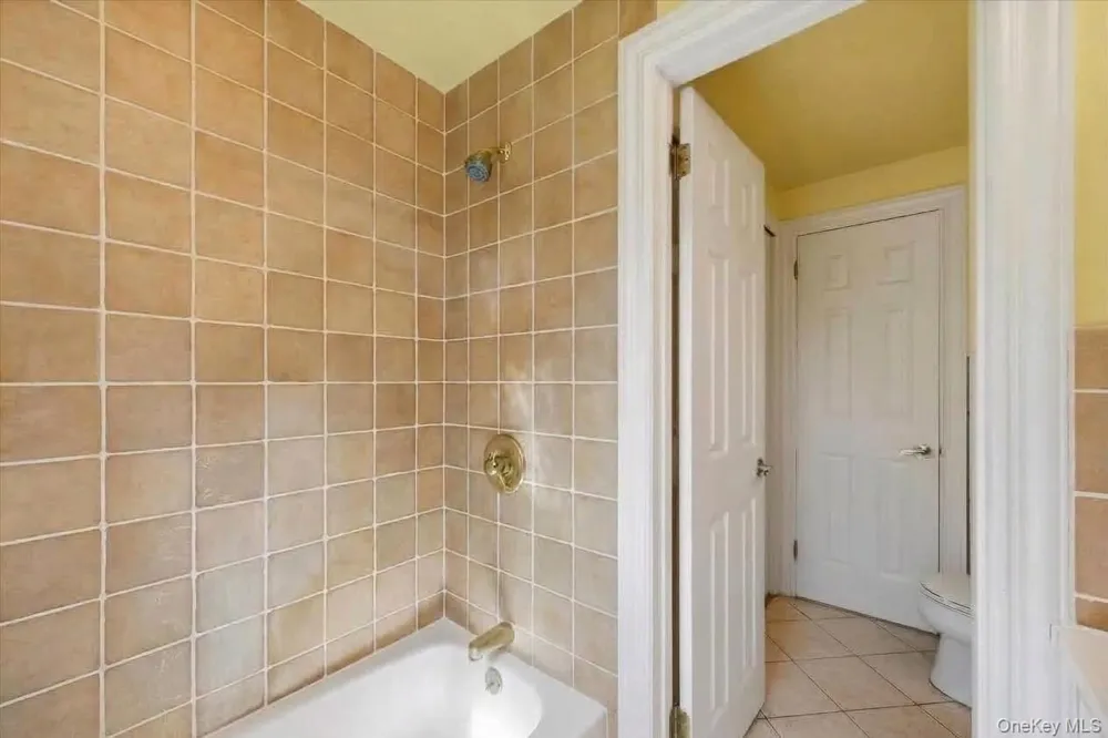 1704 Holly Stream Court Brewster, NY 10509