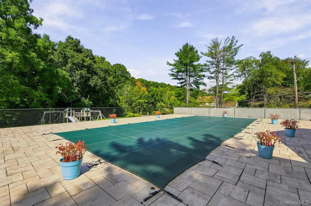 1704 Holly Stream Court Brewster, NY 10509