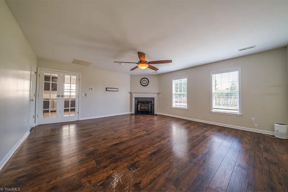 6132 Birkdale Drive High Point, NC 27265