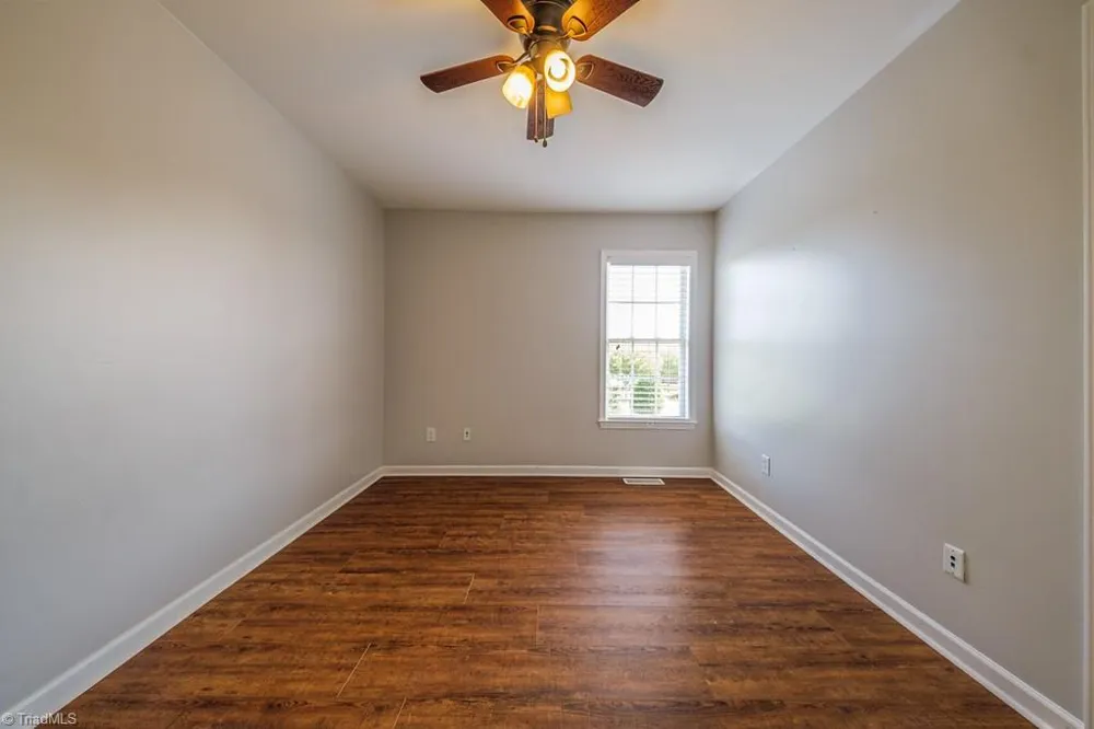 6132 Birkdale Drive High Point, NC 27265