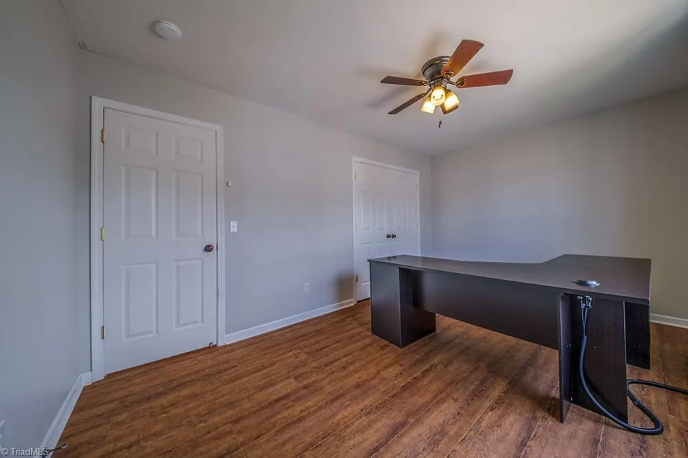 6132 Birkdale Drive High Point, NC 27265