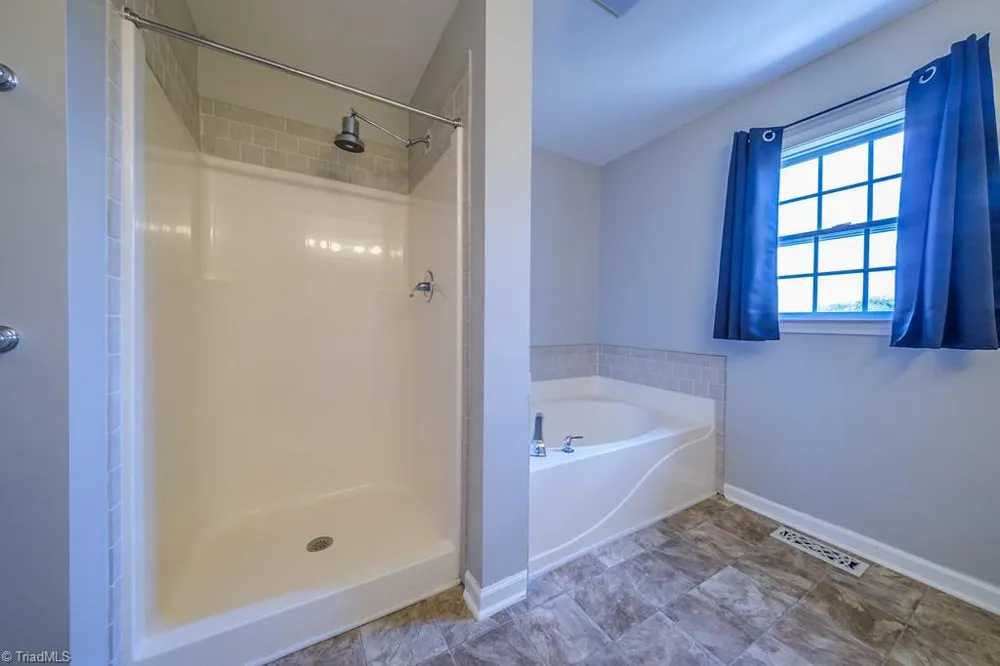 6132 Birkdale Drive High Point, NC 27265