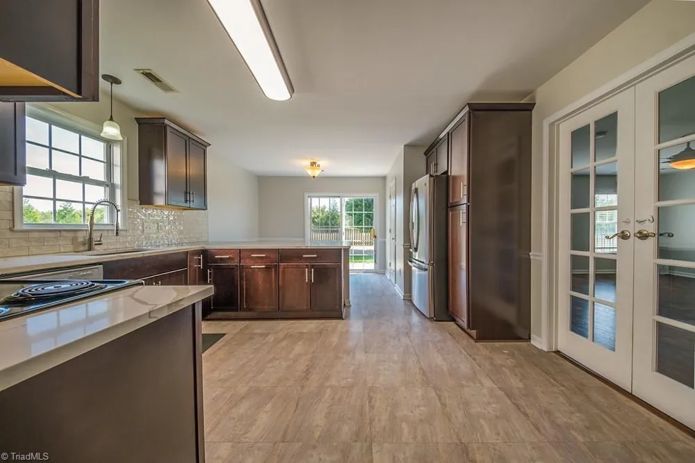 6132 Birkdale Drive High Point, NC 27265