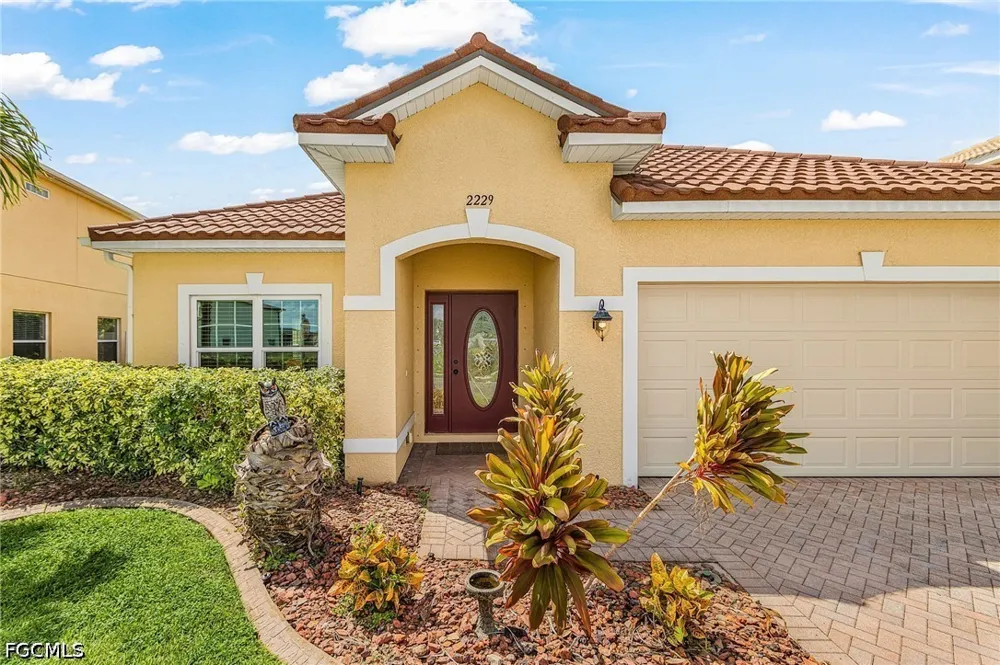 Cape Heather Circle Cape Coral, FL 33991
