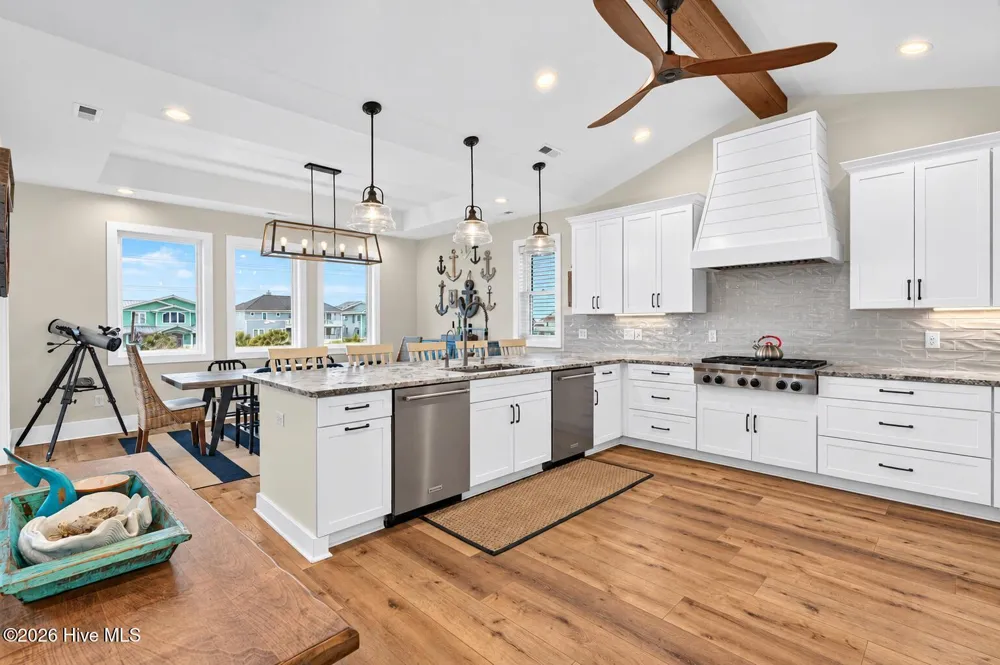 604 Helen Lane Holly Ridge, NC 28445