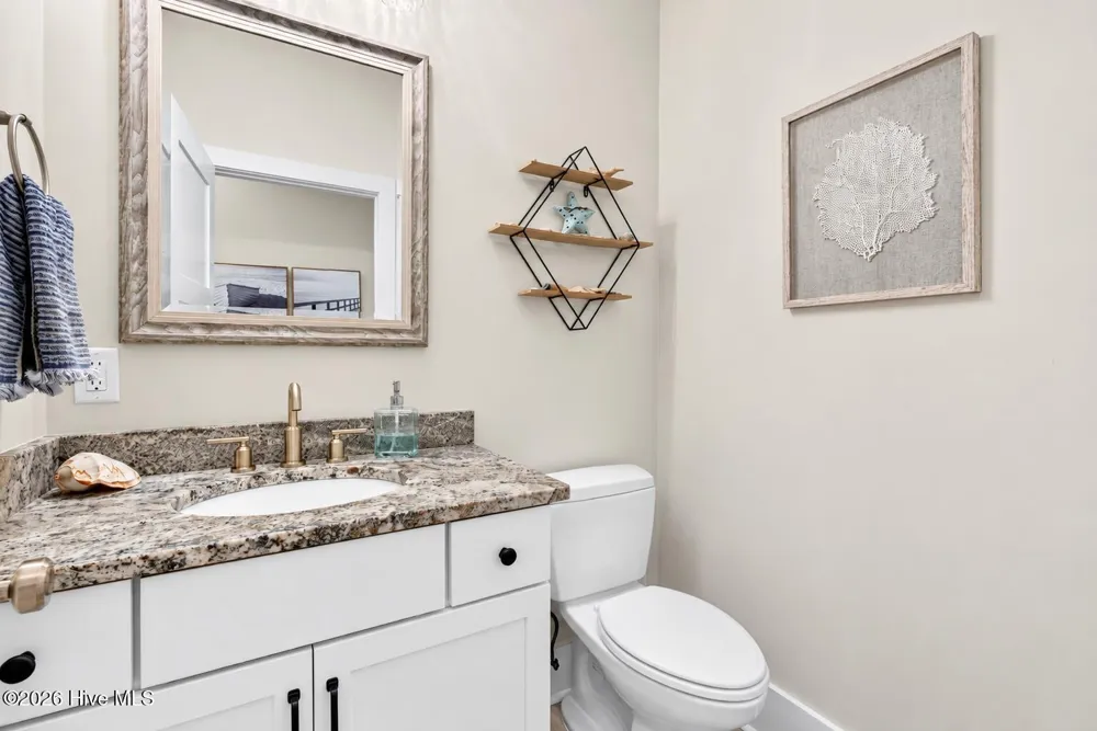 604 Helen Lane Holly Ridge, NC 28445