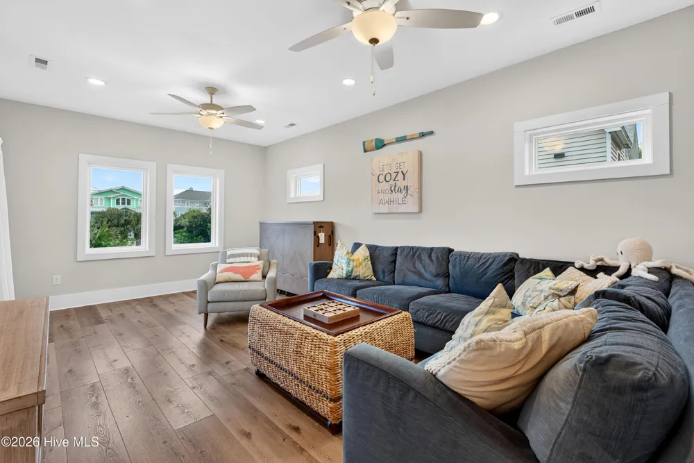 604 Helen Lane Holly Ridge, NC 28445