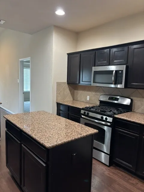 1810 Hidden Springs Path Round Rock, TX 78665