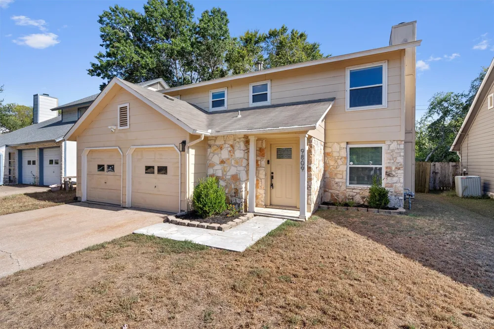 9809 Meadowheath Drive Austin, TX 78729