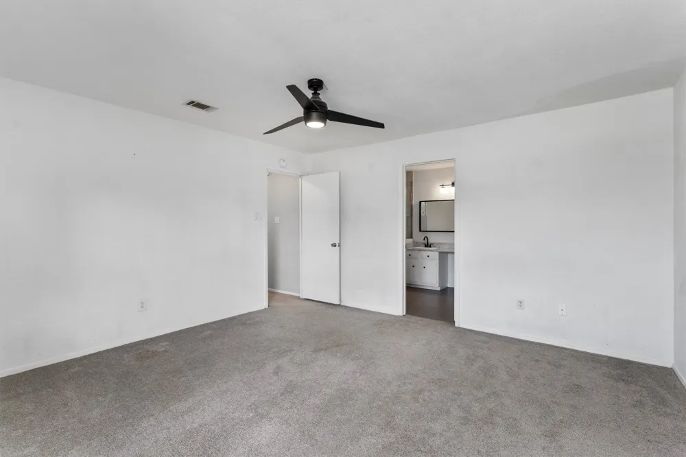 9809 Meadowheath Drive Austin, TX 78729