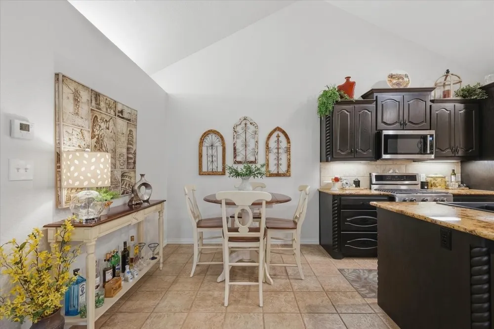 6153 Welden Court Fort Worth, TX 76132