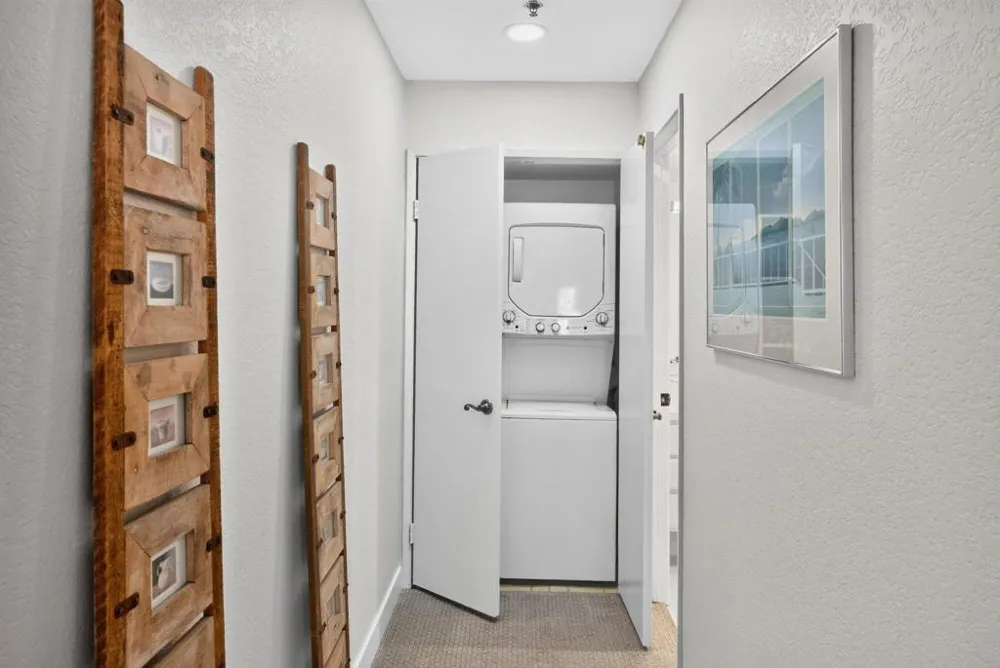 500 E Amado Road #313 Palm Springs, CA 92262