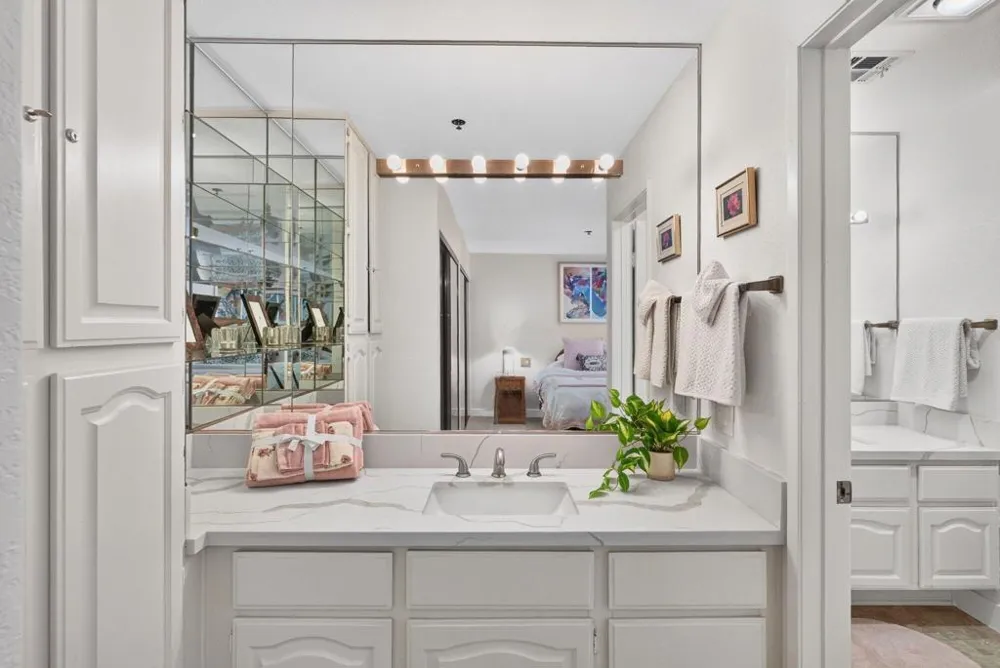 500 E Amado Road #313 Palm Springs, CA 92262
