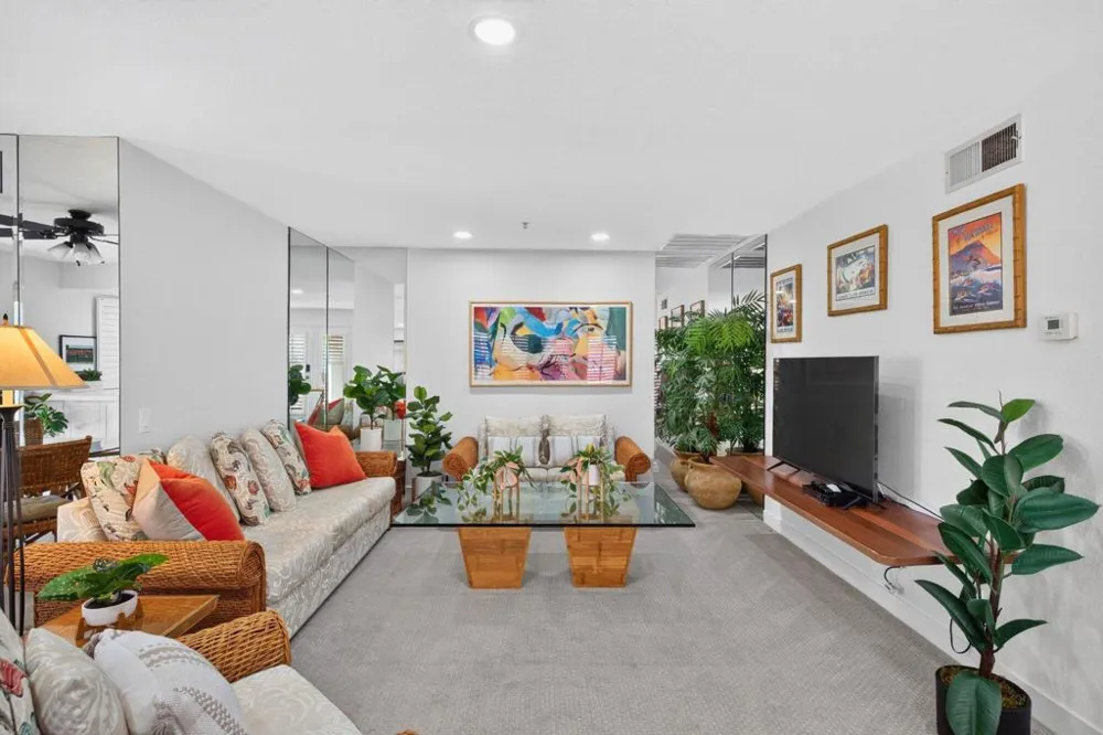 500 E Amado Road #313 Palm Springs, CA 92262