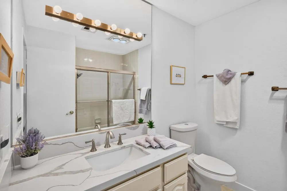 500 E Amado Road #313 Palm Springs, CA 92262