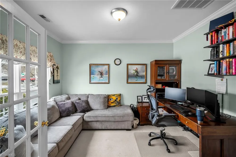 4236 Laurel Ridge Circle Winston-Salem, NC 27107