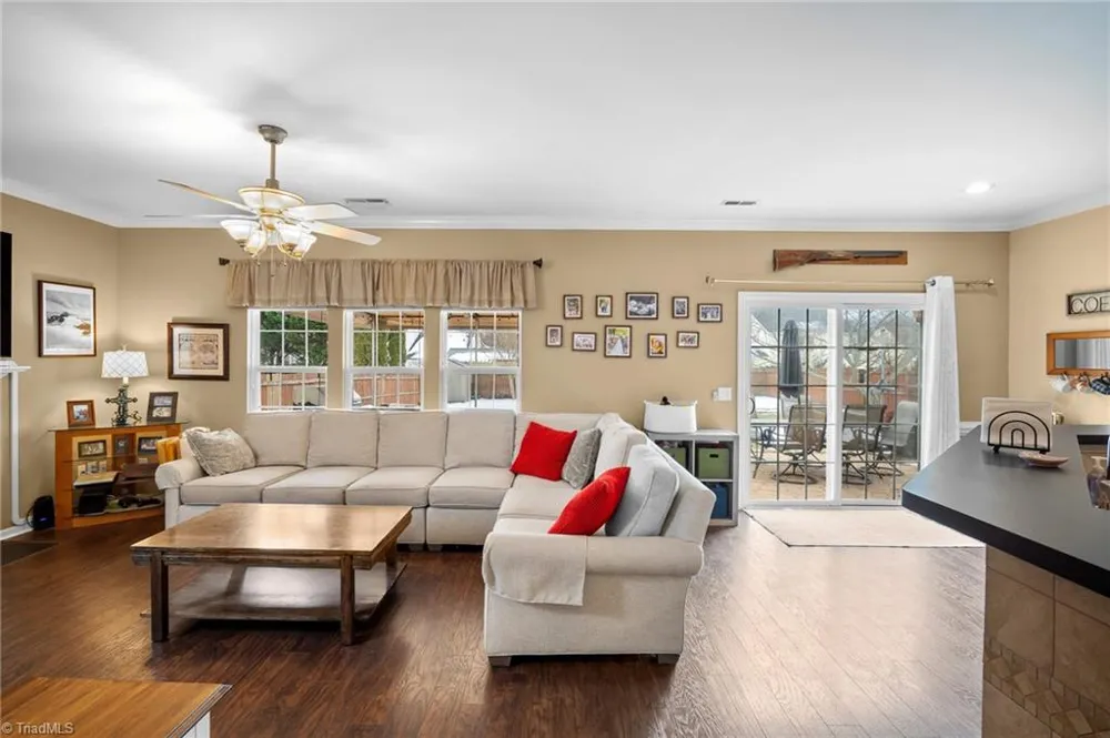 4236 Laurel Ridge Circle Winston-Salem, NC 27107