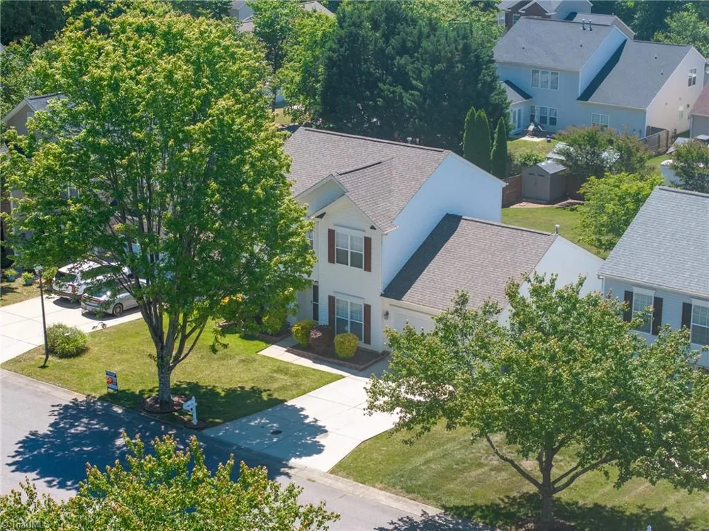 4236 Laurel Ridge Circle Winston-Salem, NC 27107