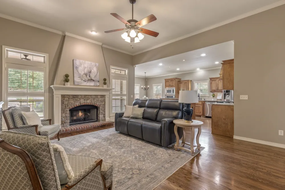 10483 S 86th East EastAvenue Bixby, OK 74133