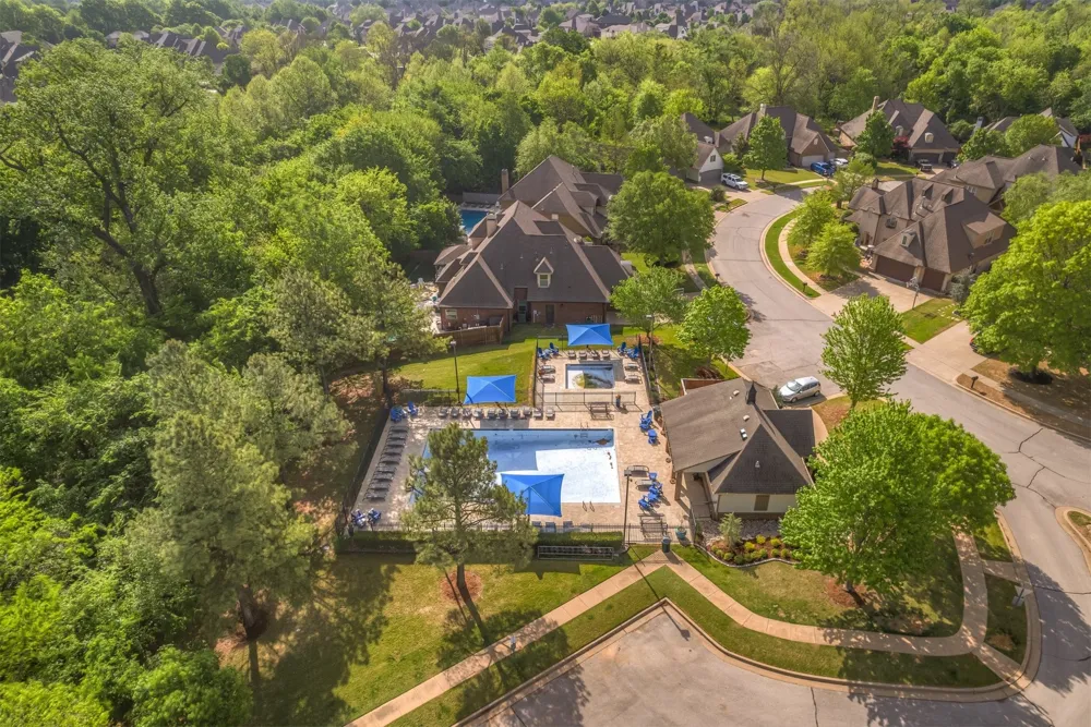 10483 S 86th East EastAvenue Bixby, OK 74133