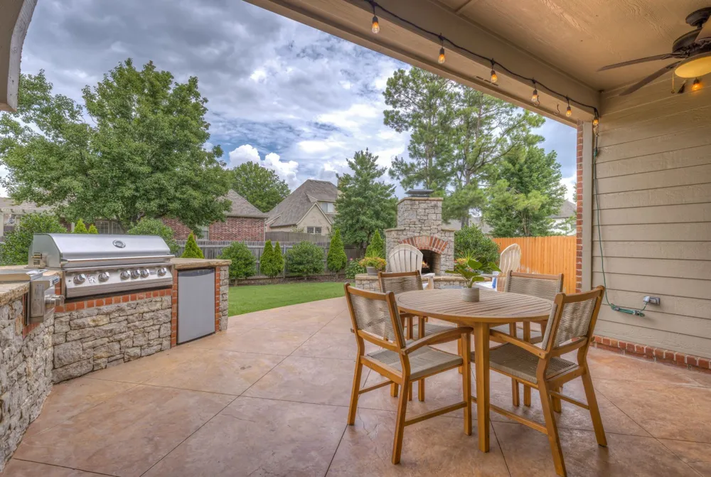 10483 S 86th East EastAvenue Bixby, OK 74133