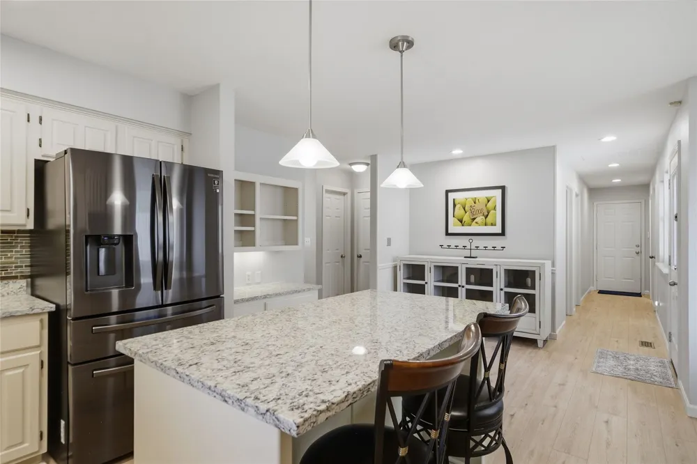 8812 S Delaware Place Tulsa, OK 74137