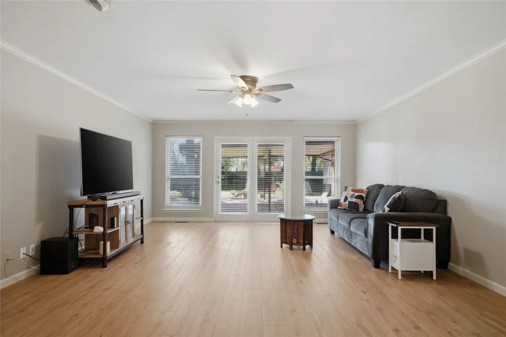 8812 S Delaware Place Tulsa, OK 74137