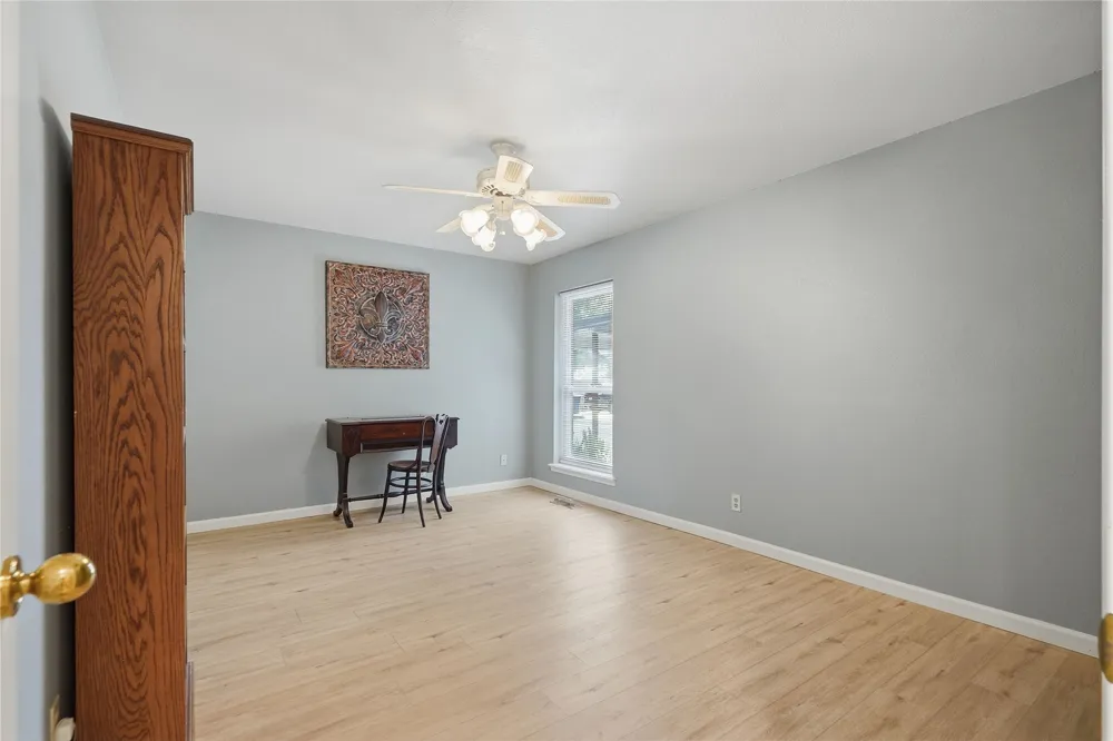 8812 S Delaware Place Tulsa, OK 74137