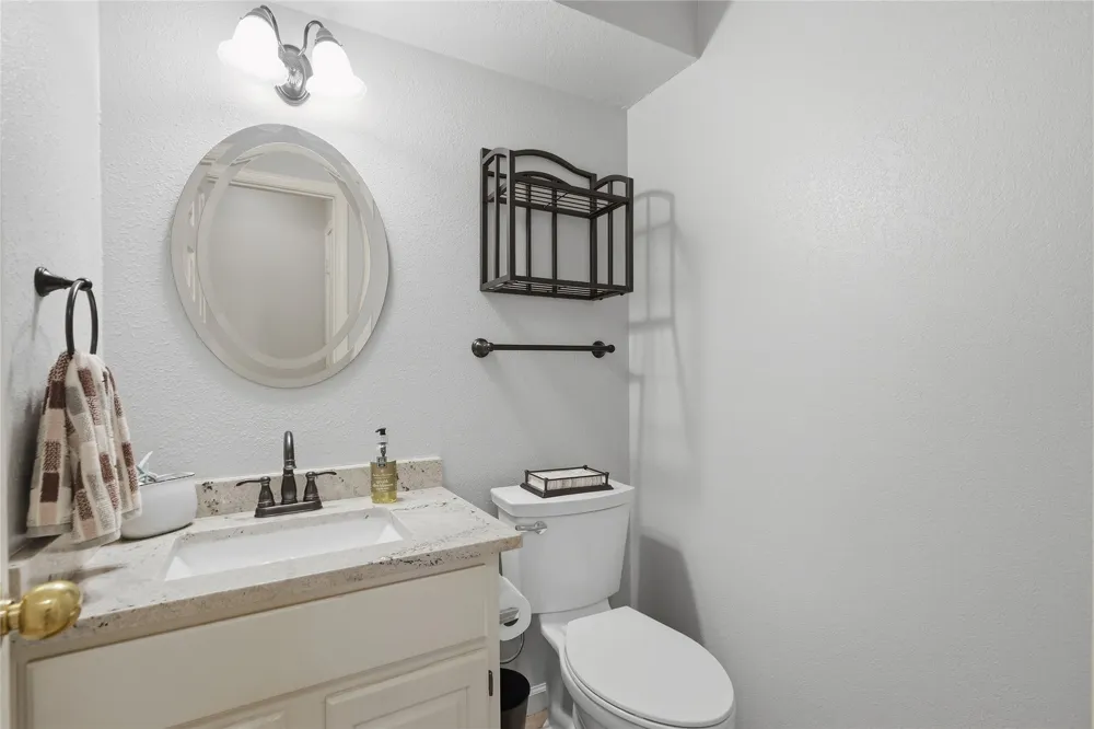 8812 S Delaware Place Tulsa, OK 74137