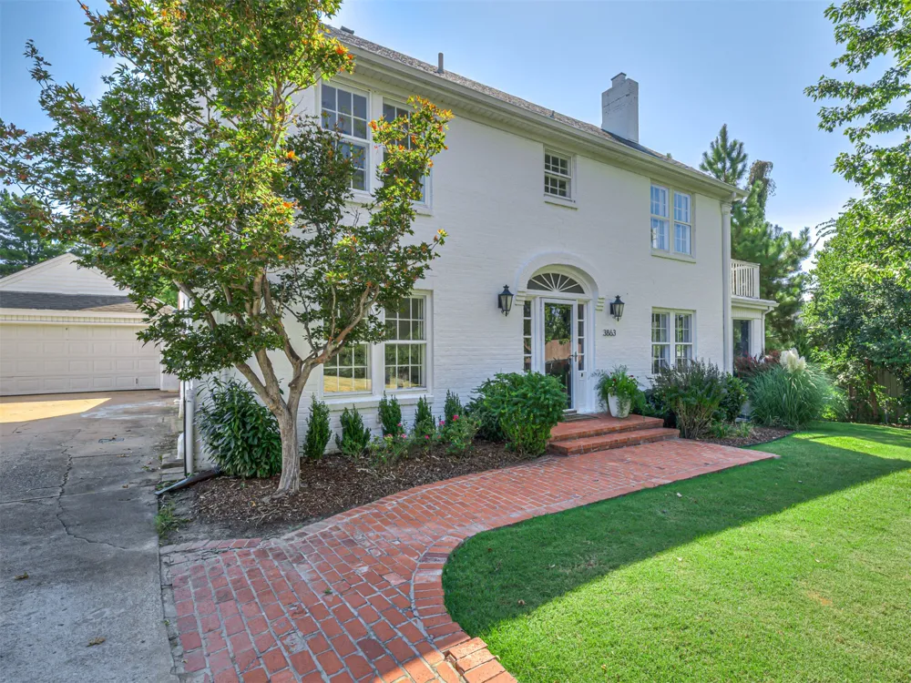 3863 S Utica Avenue Tulsa, OK 74105
