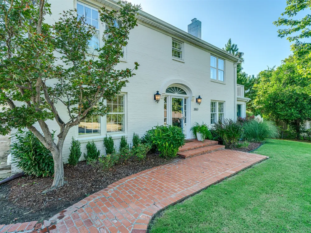 3863 S Utica Avenue Tulsa, OK 74105