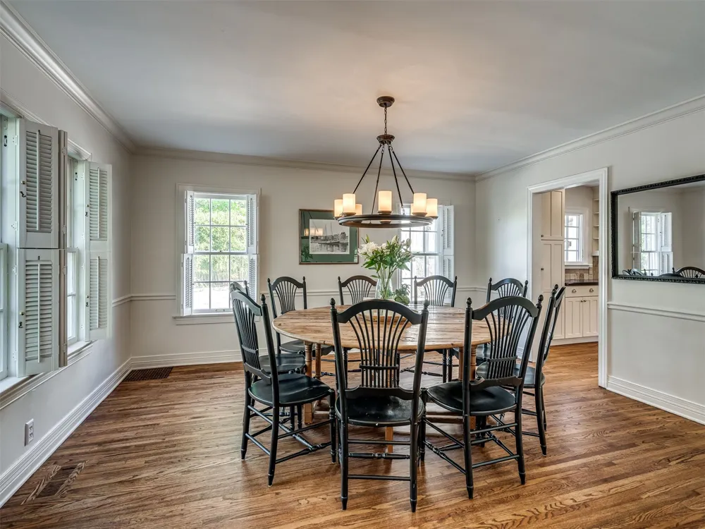 3863 S Utica Avenue Tulsa, OK 74105