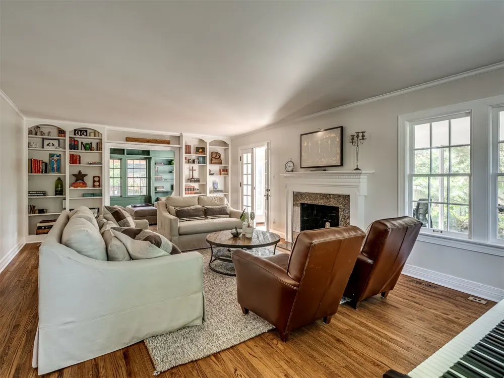 3863 S Utica Avenue Tulsa, OK 74105