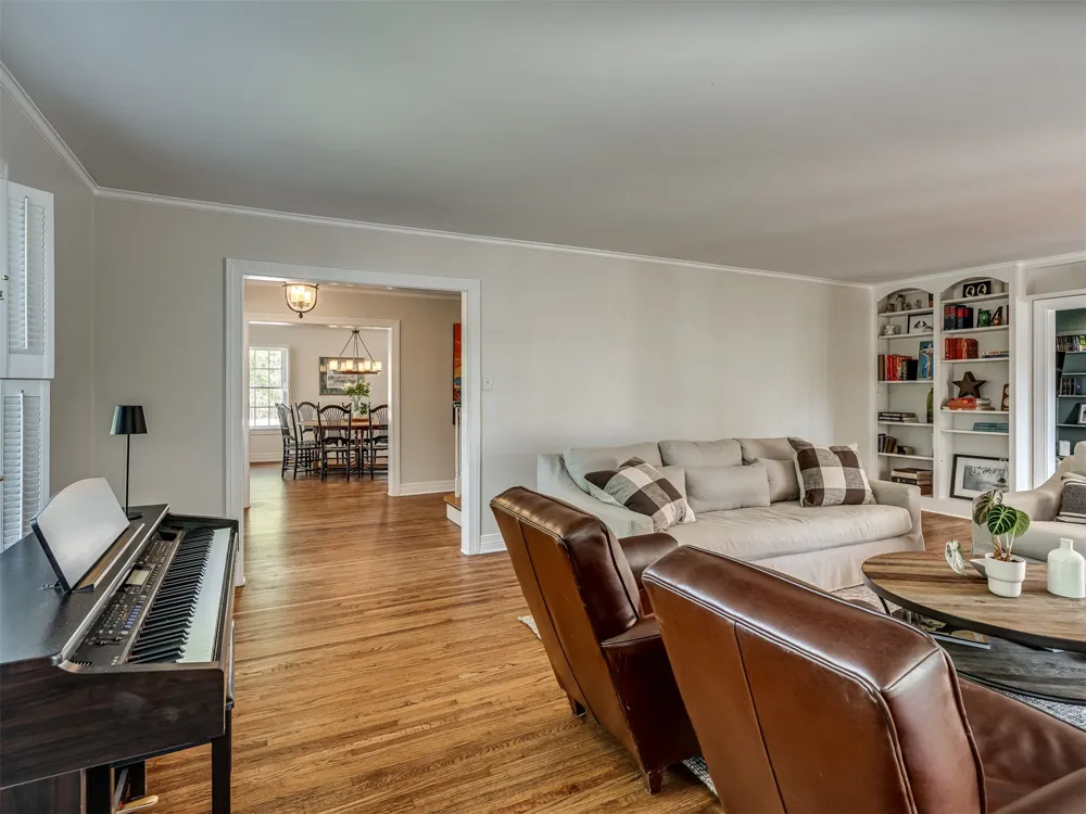 3863 S Utica Avenue Tulsa, OK 74105
