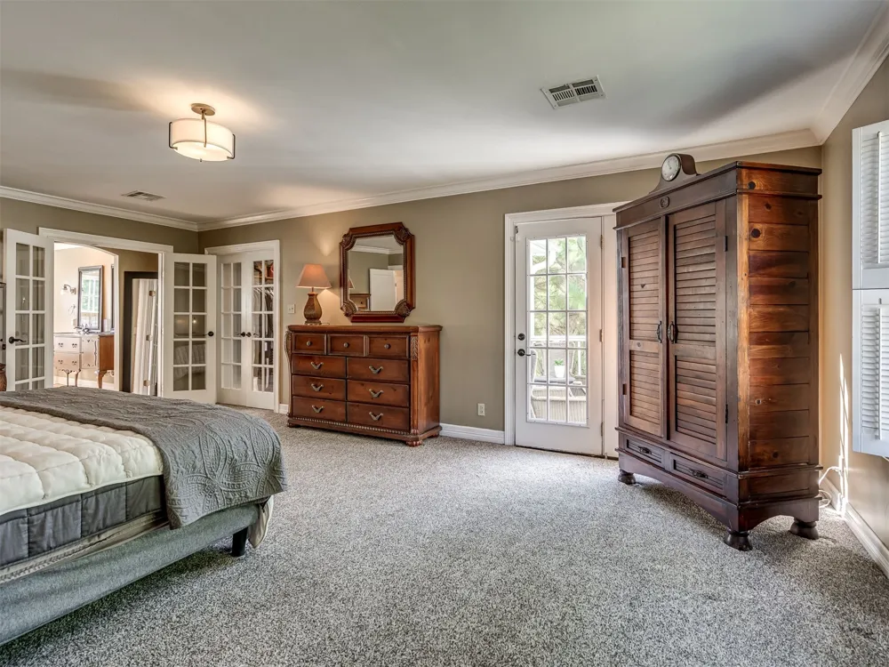 3863 S Utica Avenue Tulsa, OK 74105