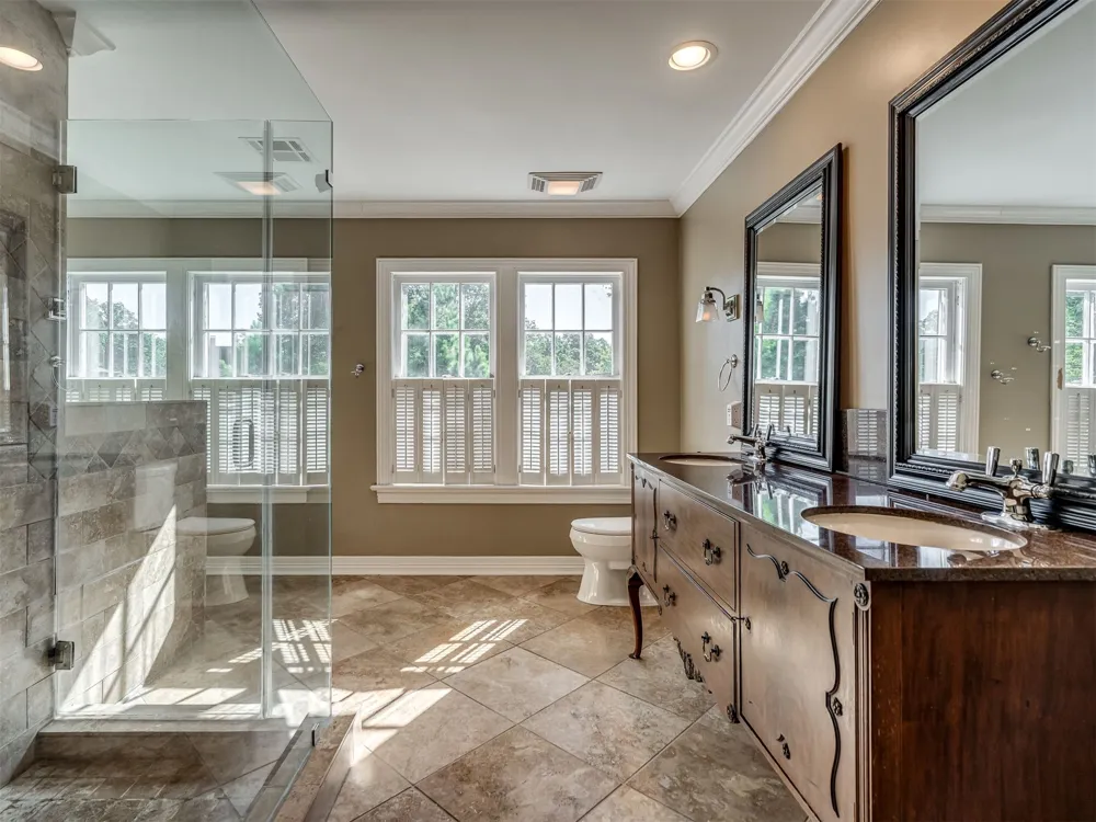 3863 S Utica Avenue Tulsa, OK 74105