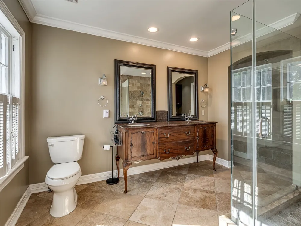 3863 S Utica Avenue Tulsa, OK 74105