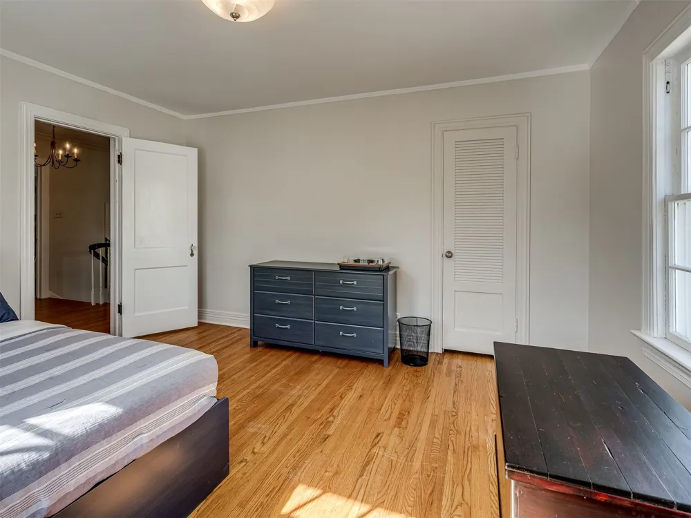 3863 S Utica Avenue Tulsa, OK 74105