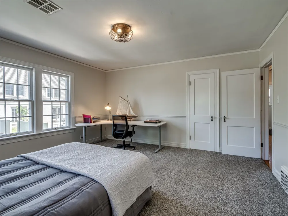 3863 S Utica Avenue Tulsa, OK 74105