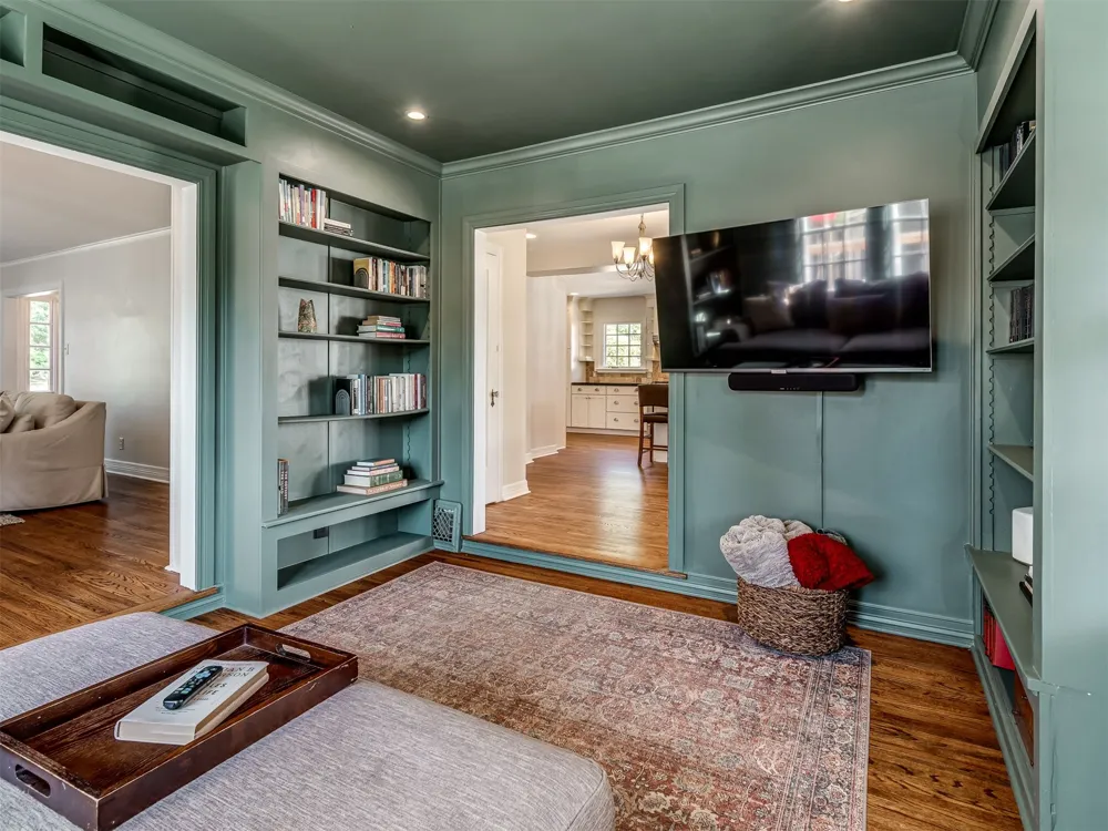 3863 S Utica Avenue Tulsa, OK 74105