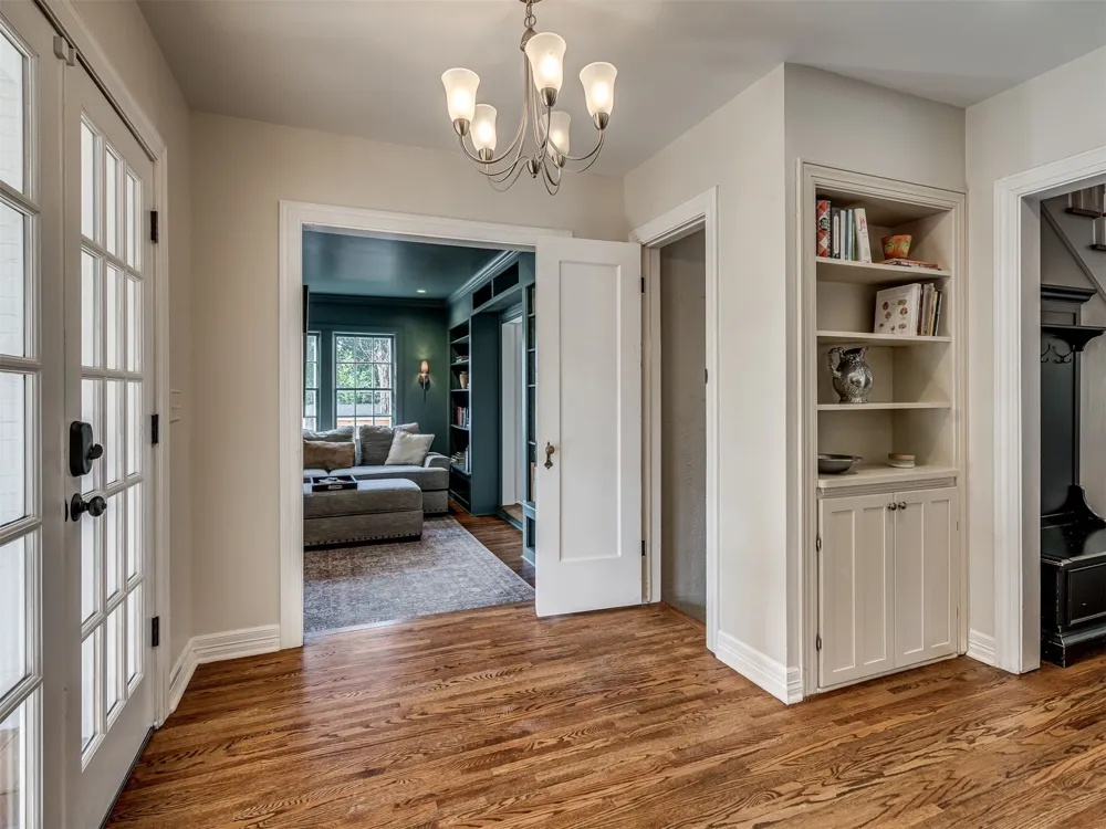 3863 S Utica Avenue Tulsa, OK 74105