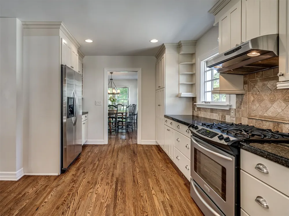 3863 S Utica Avenue Tulsa, OK 74105