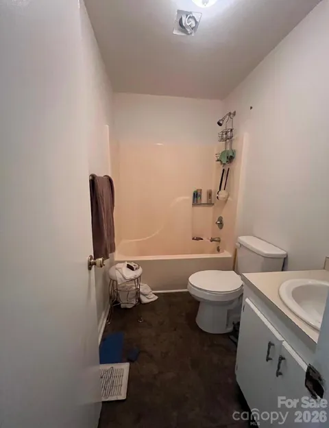 218 Branchwood Circle