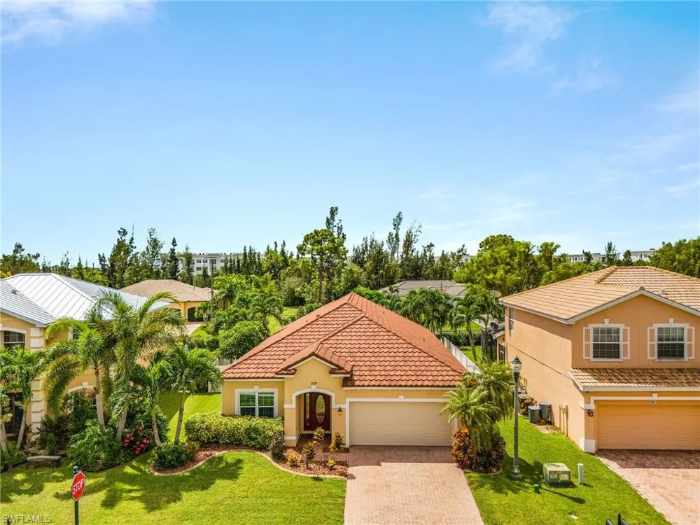 2229 Cape Heather Circle Cape Coral, FL 33991