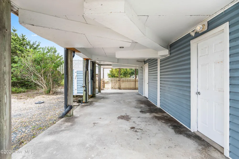 1218 New River Drive Surf City, NC 28445